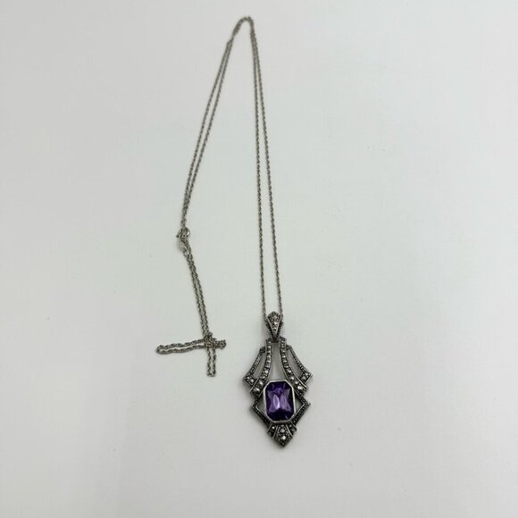 Vtg Avon 1994 Art Deco Necklace Faux Amethyst Marcasite Pendant in SilverTone - Picture 4 of 9